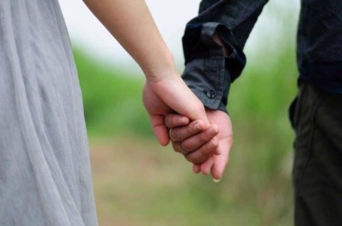 Hình ảnh nắm tay nhau đẹp, tình cảm lãng mạn nhất-9